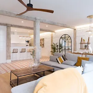 Amplio Y Moderno Con Tarima Refrescante By Staynnapartments Apartamento